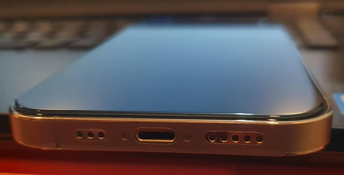 Apple iPhone 12 Pro 2