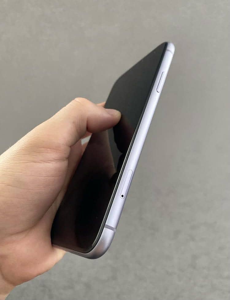Apple iPhone 11 2