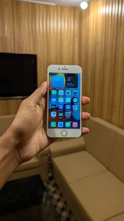 Apple iPhone 7
