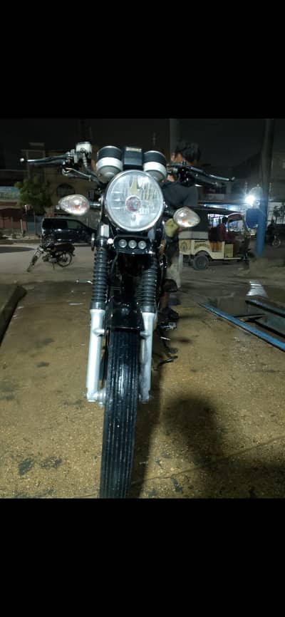 Suzuki GS 150 2020
