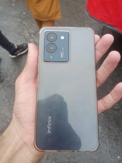 Infinix Note 12