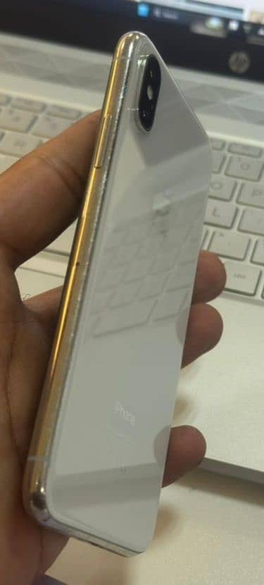 Apple iPhone X 0