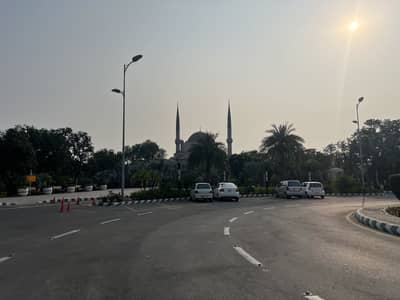 1 Kanal Plot On Main Boulevard Sukh Chayn Gardens Lahore