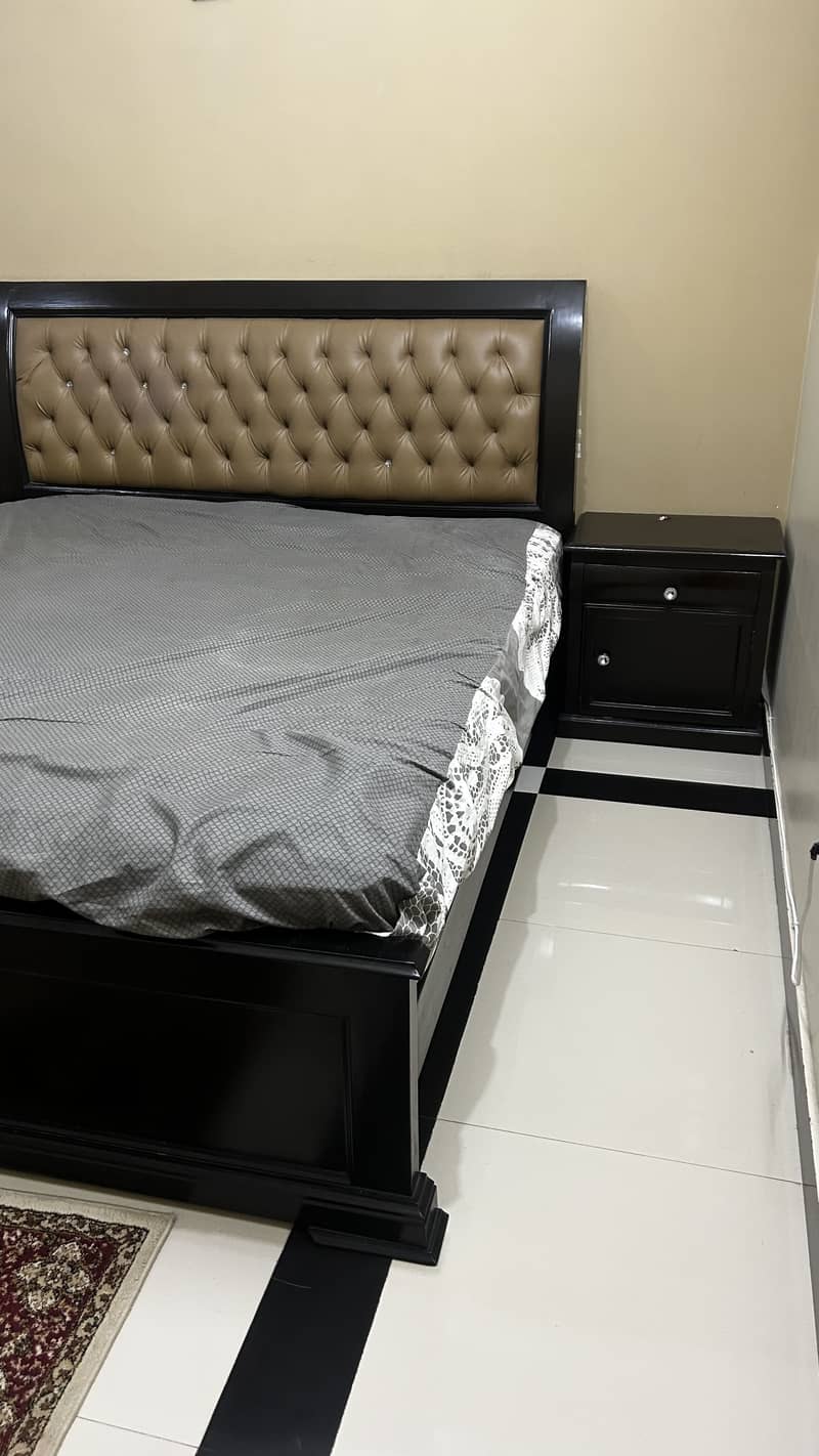 BED SET | Double Bed | Dressing Table | 2 Side Tables 1