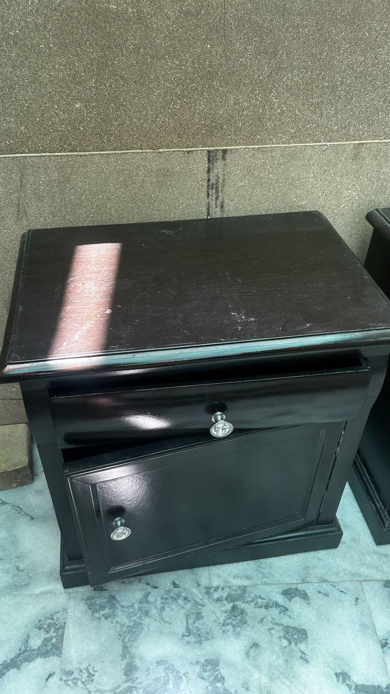 BED SET | Double Bed | Dressing Table | 2 Side Tables 7