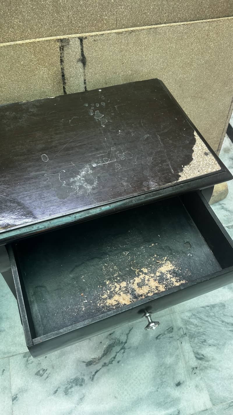 BED SET | Double Bed | Dressing Table | 2 Side Tables 10