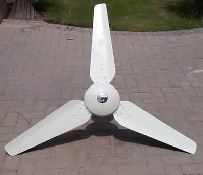Sale of  Ceiling Fans 56 inches. - 4 Pieces (220 V AC) 80 Watts