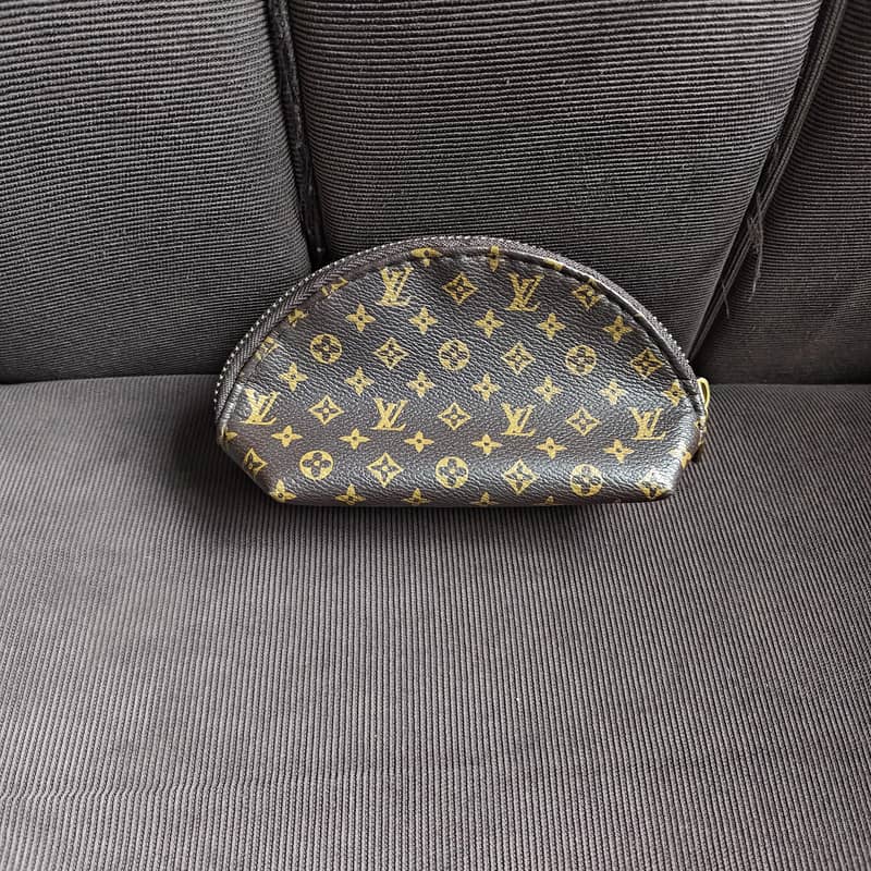 Louis Vuitton 1