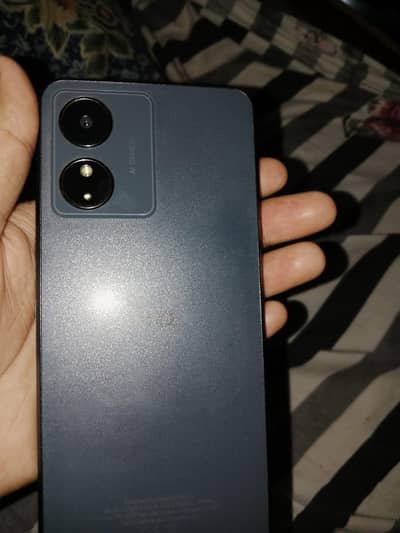 HMD Aura 2