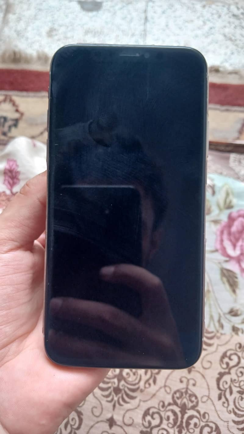 Apple iPhone X 5