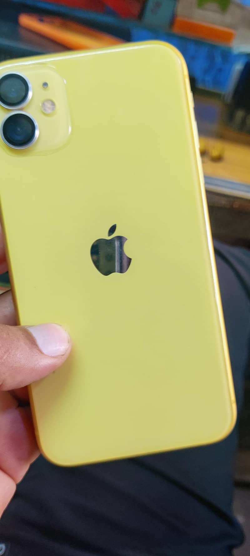 Apple iPhone 11 0