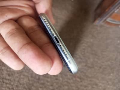Apple iPhone XS