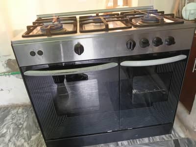 cooking range for sale condition 10by10    contact  number03077425516