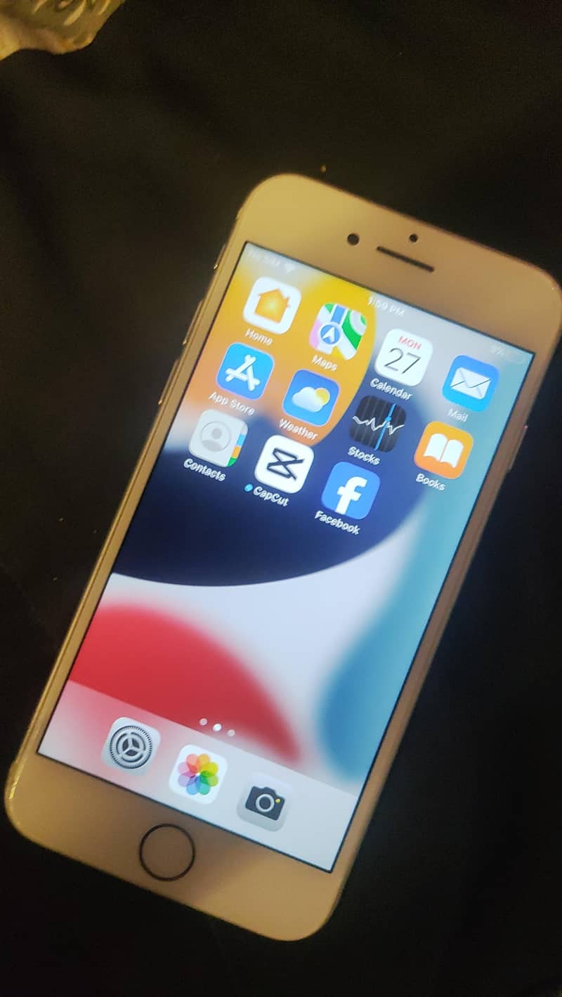 Apple iPhone 7 2