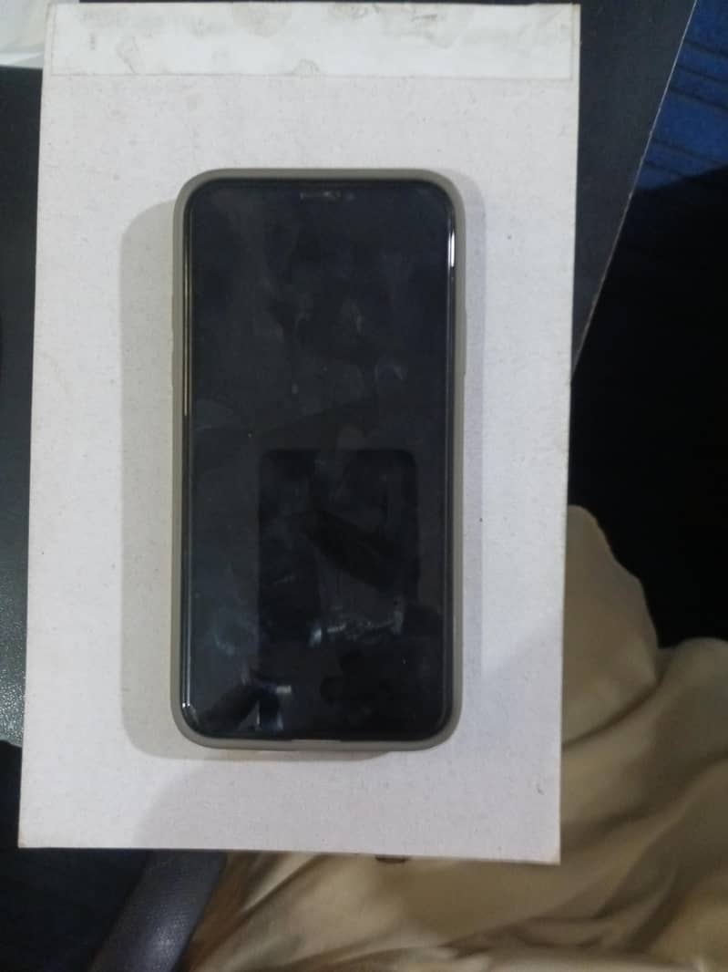 Apple iPhone 11 6