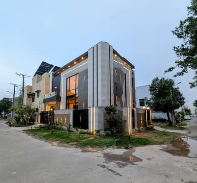5MARLA CORNER DOUBLE HEIGHT LOBBY HOUSE FOR SALE IN DHA RAHBER