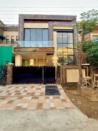 5MARLA ULTRA MODERN DOUBLE HEIGHT LOBBY HOUSE FOR SALE IN DHA RAHBER