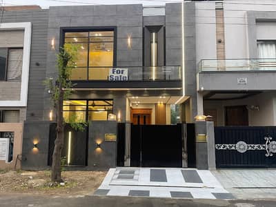 5MARLA ULTRA MODERN DOUBLE HEIGHT LOBBY HOUSE FOR SALE IN DHA RAHBER