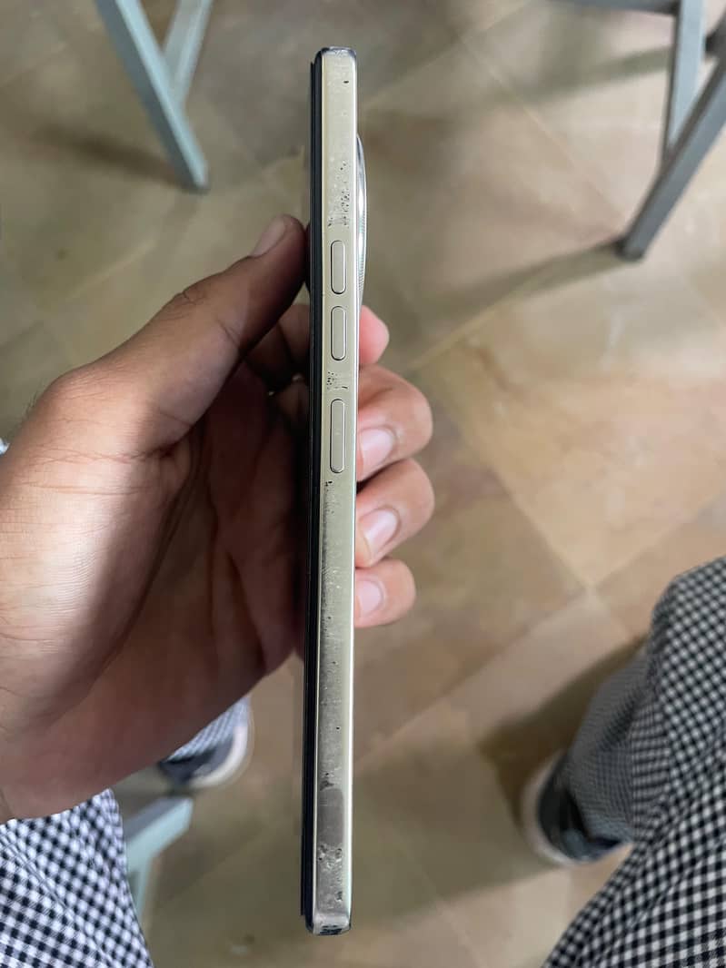 Tecno CAMON 30 4
