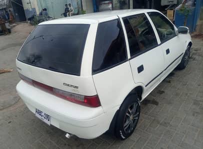 Suzuki Cultus VXL 2002