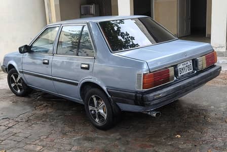 Nissan Sunny 1985