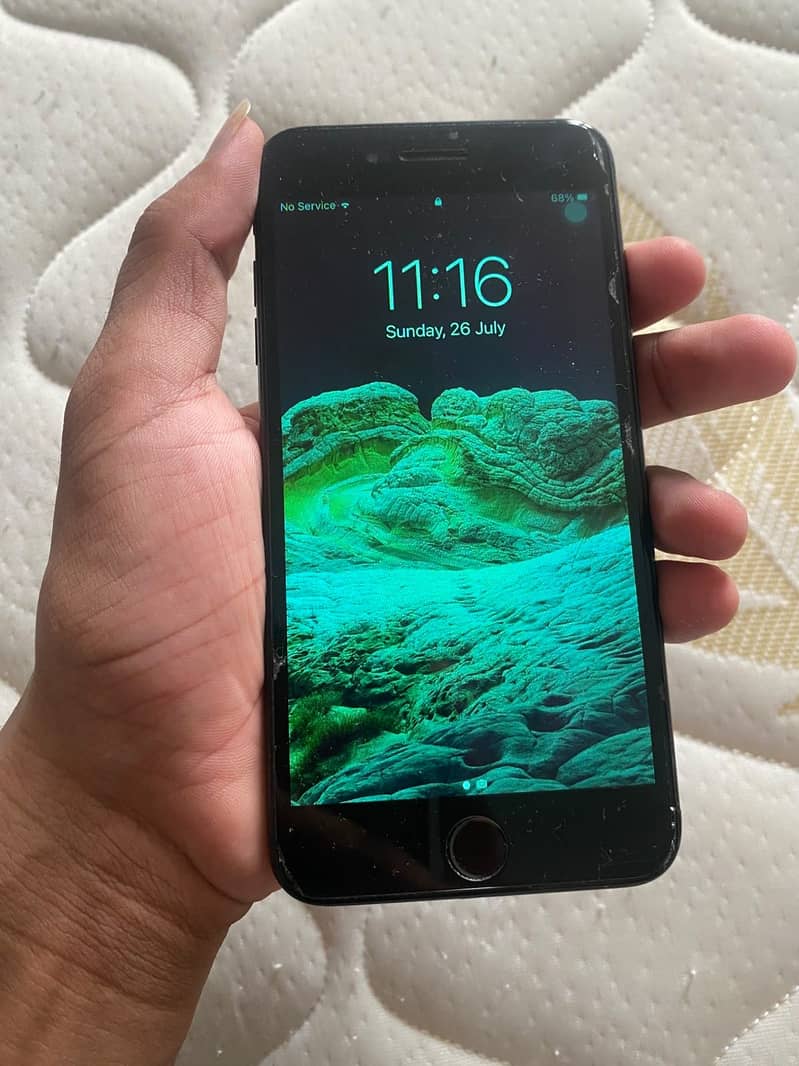 Apple iPhone 7 Plus 4