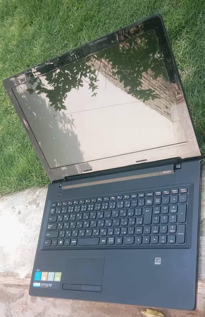 ULTRA SLIM NEW CONDITION LAPTOP EVERYTHING OK