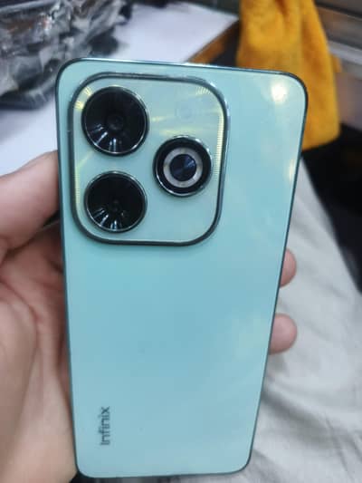 infinix Hot 40i 8 128 without box and charger