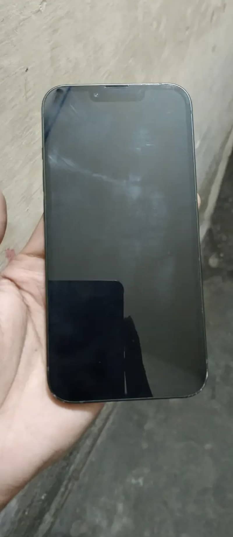 Apple iPhone 13 2