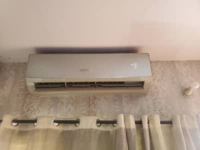gree g10 in excellent condition