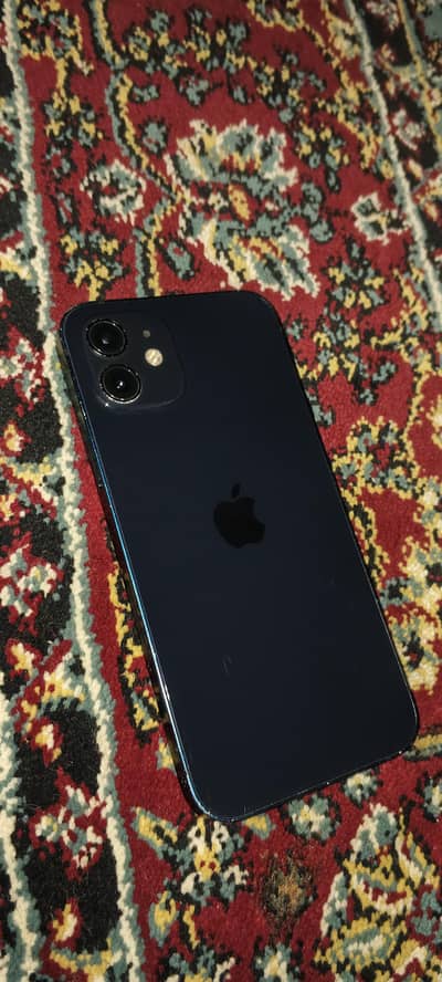 Apple iPhone 12