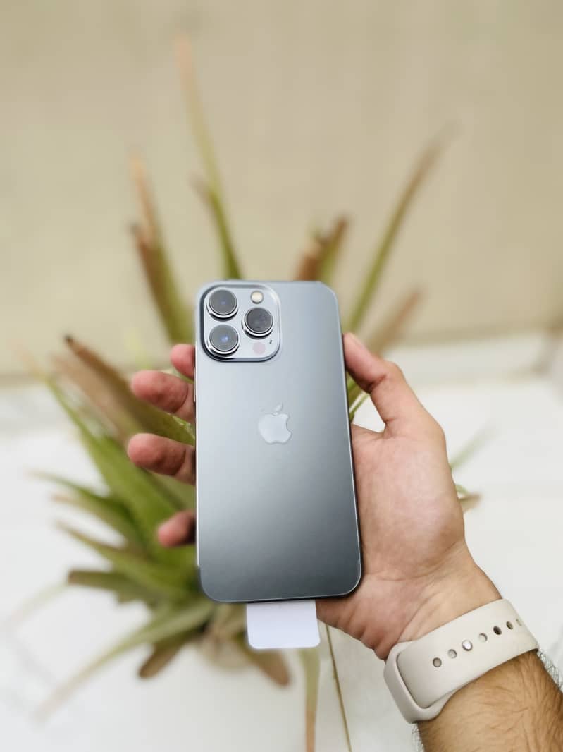 IPHONE 13 PRO 3