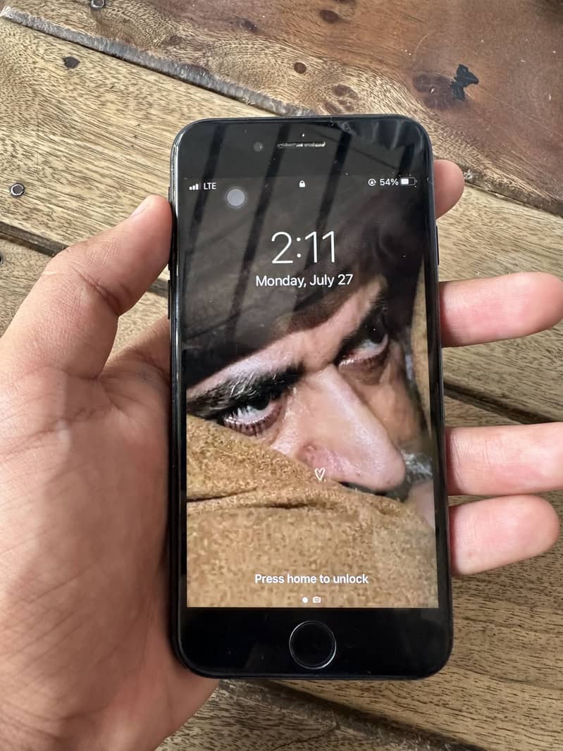 Apple iPhone 7 4
