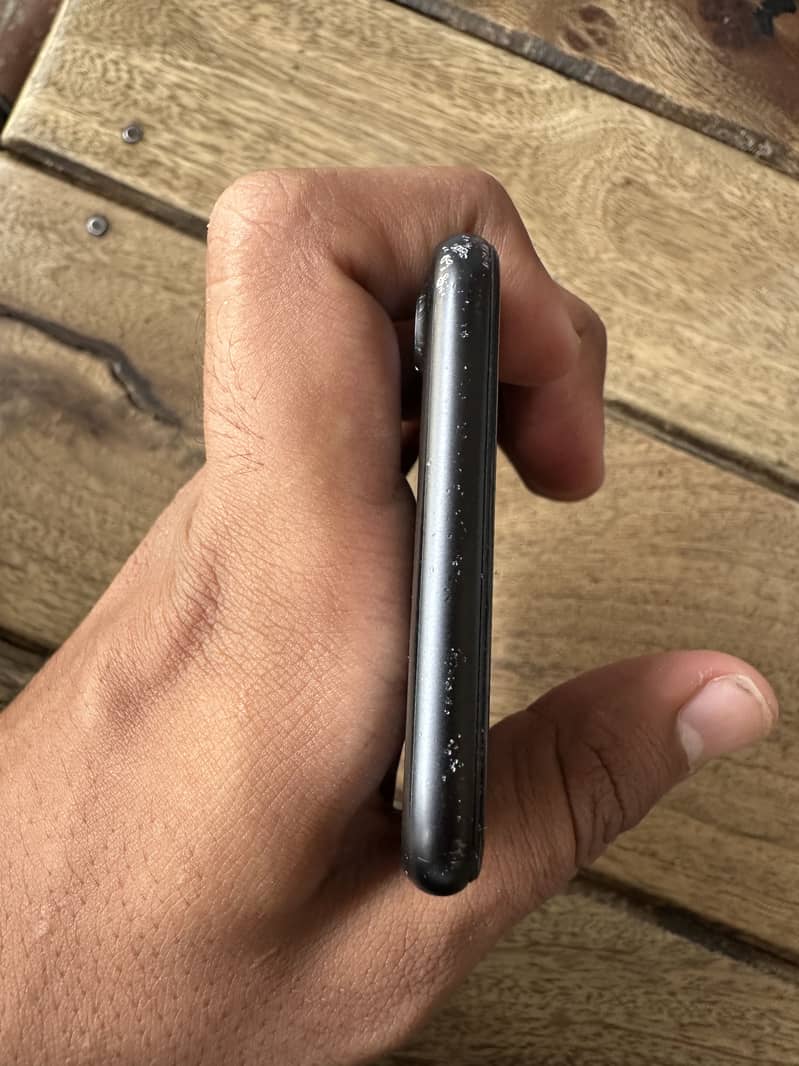 Apple iPhone 7 7