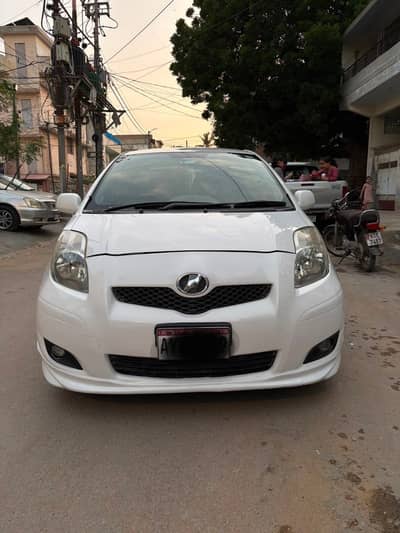 Toyota Vitz 2013
