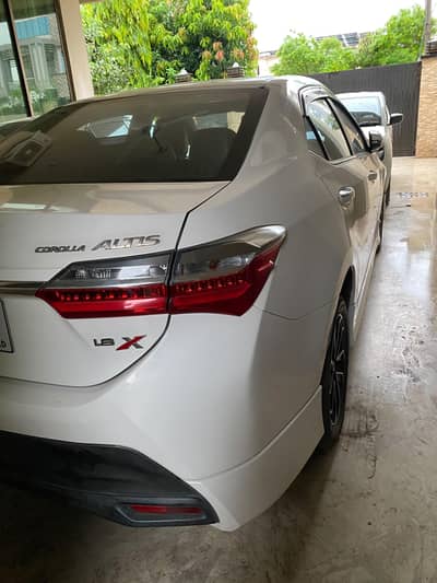 Toyota Corolla Grande 2023 black Interior