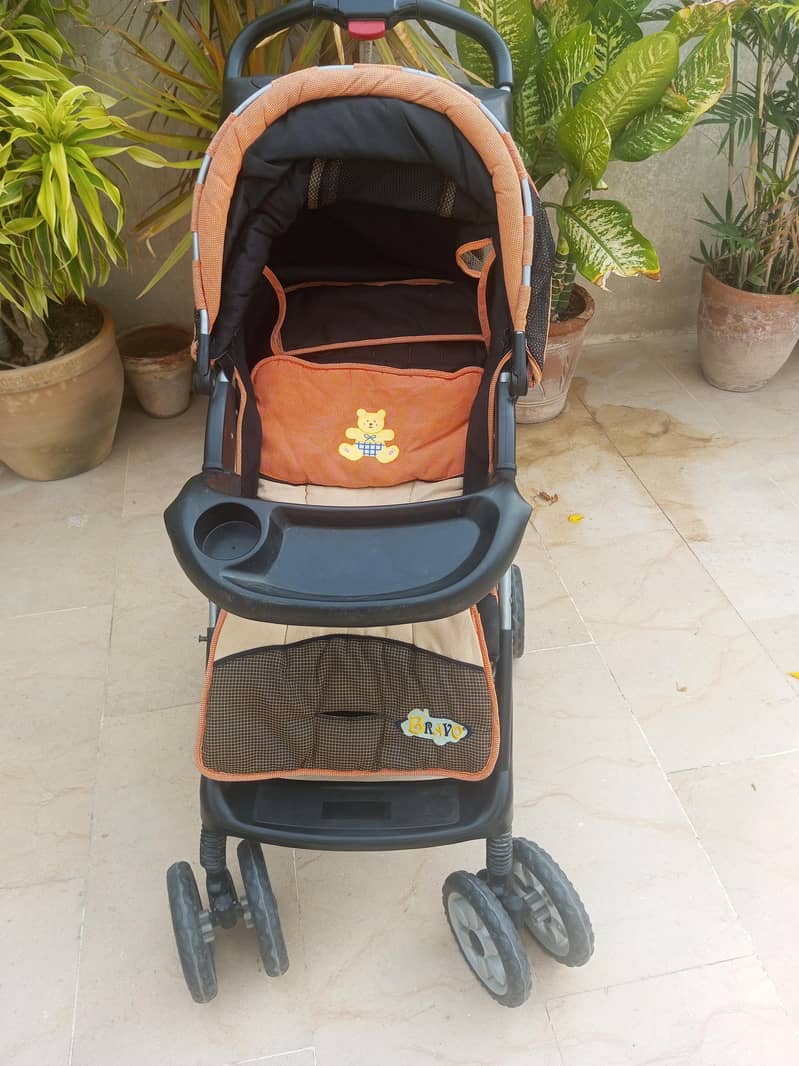 Comfortable Black Stroller 1