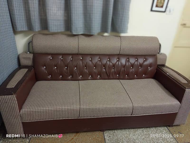 sofa for sell 0