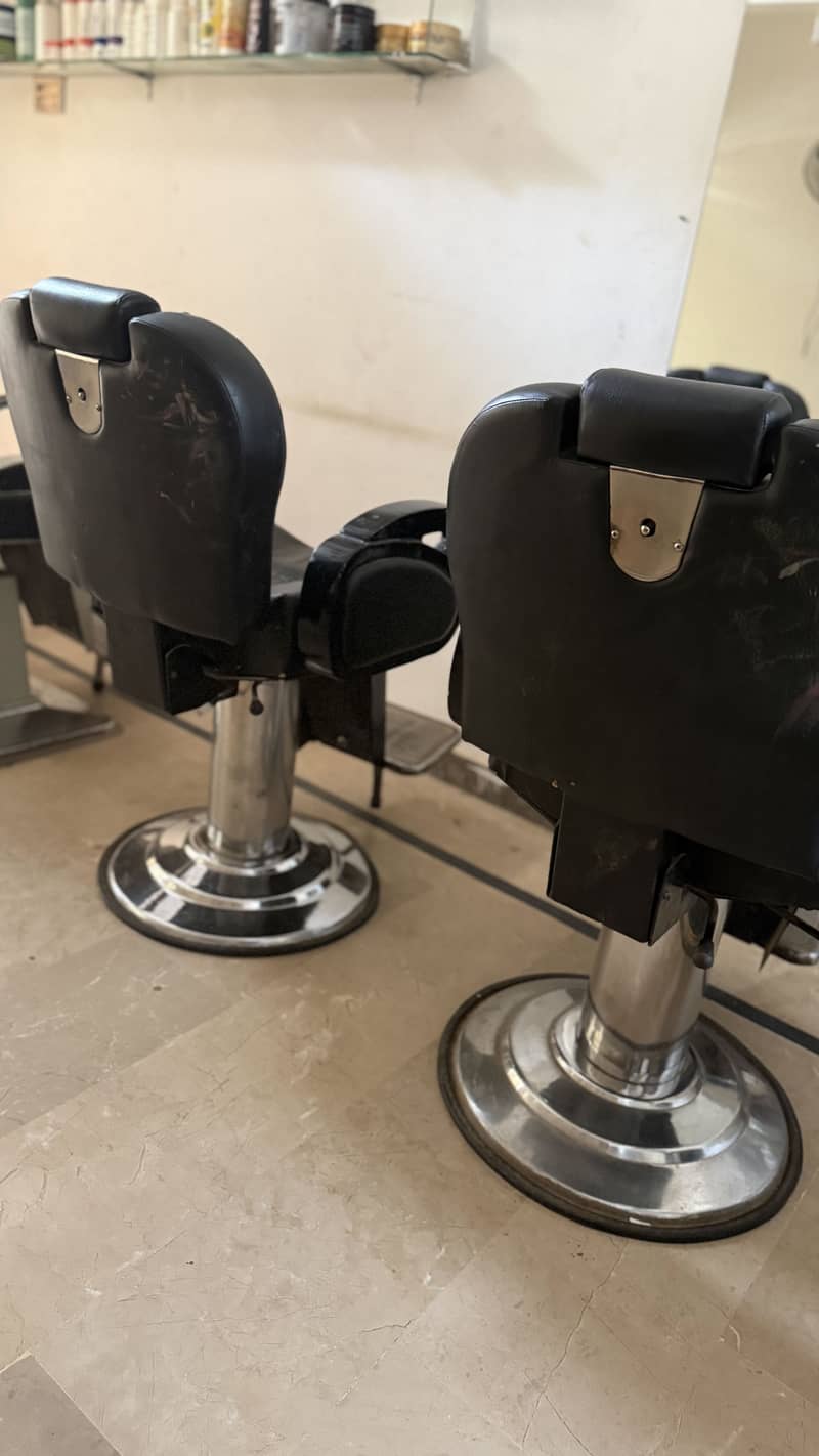 Salon items 0