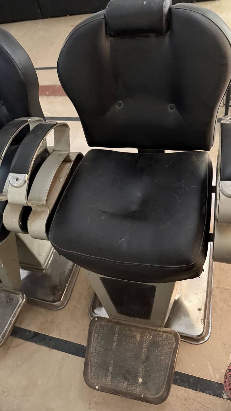 Salon items 3