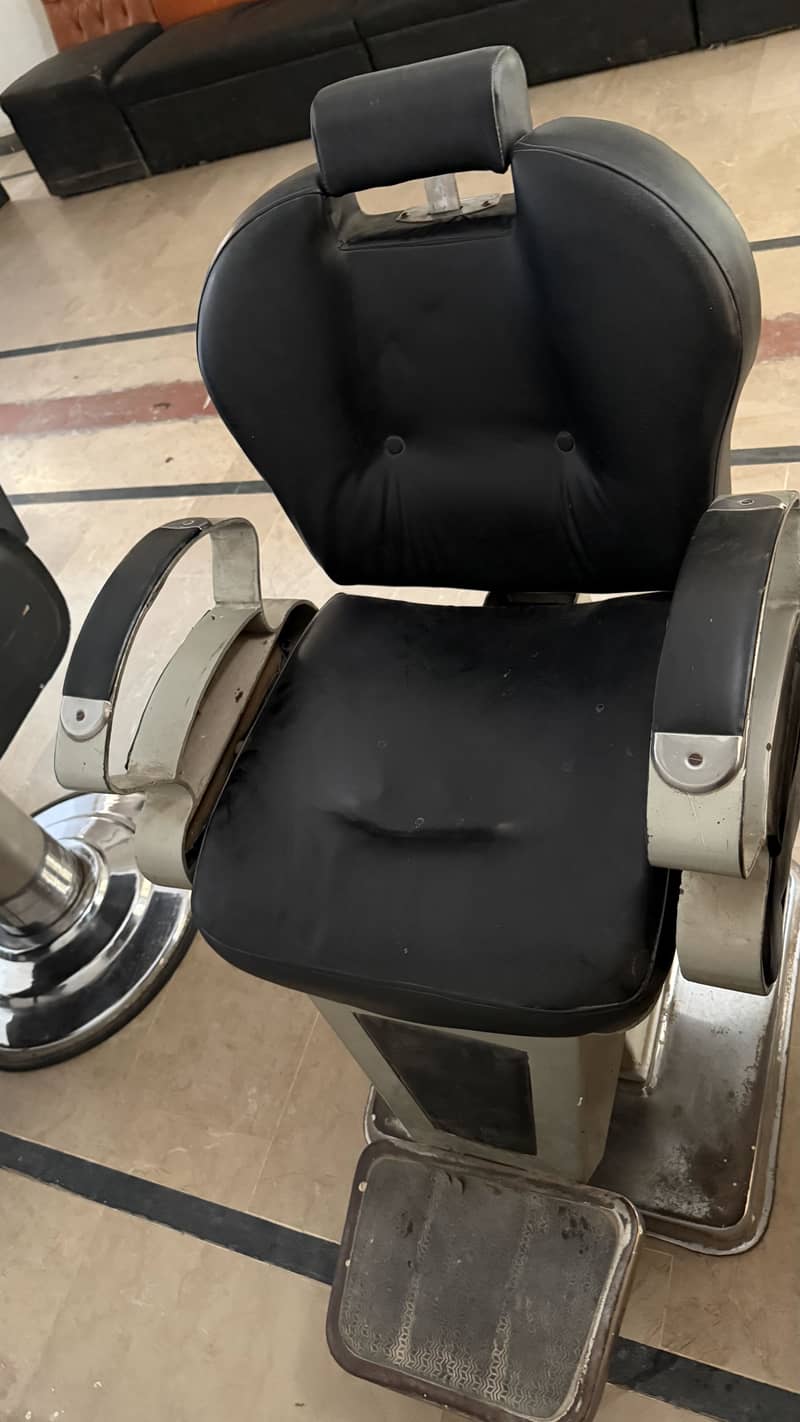 Salon items 4