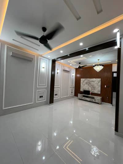5 Marla Brand New House Available For Rent