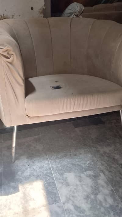 single 4  sofa set for sale