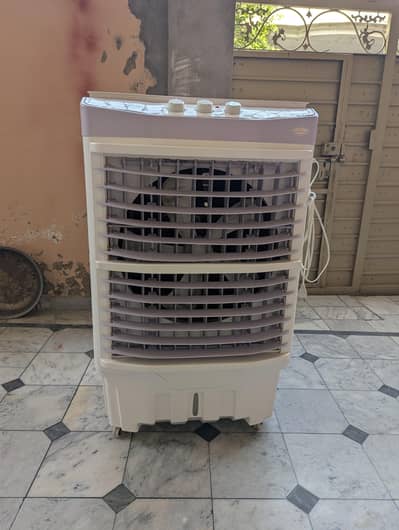 ROOM COOLER