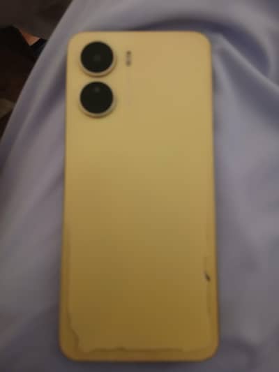Vivo Y16