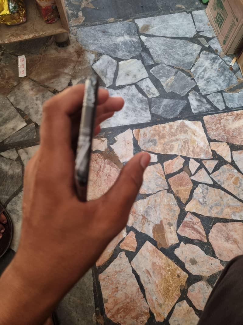 One Plus 6T 2