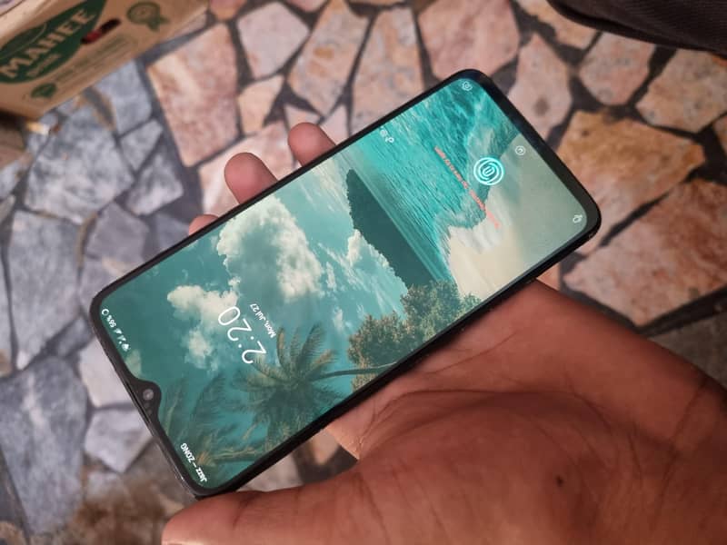 One Plus 6T 3
