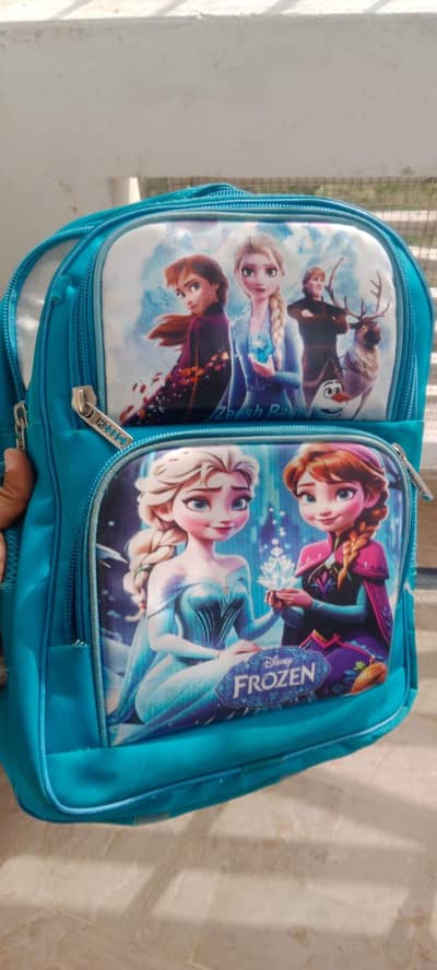 School bags for sale each bag just 6 months used 10/10good condition