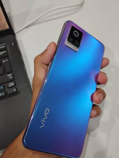 Vivo V20