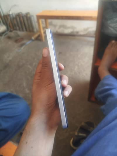 Vivo Y19s